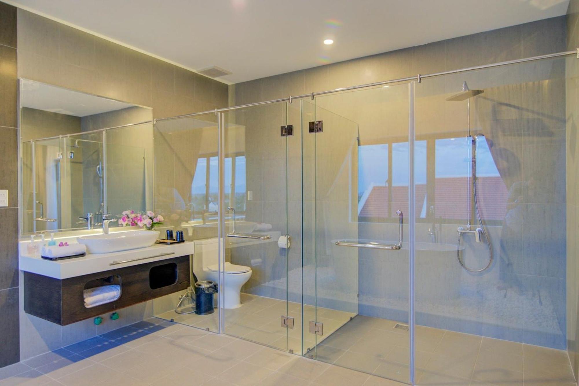 White Lotus Hotel Hoian Хой Ан Екстериор снимка